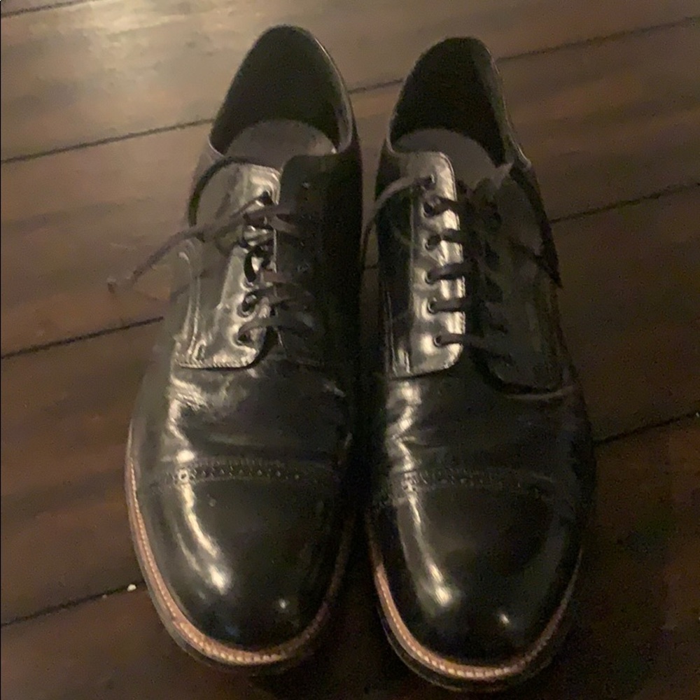 Men’s Stacy Adams black dress shoes